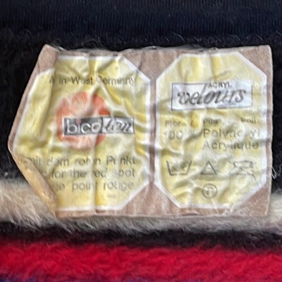 West Germany Made Blanket VINTAGE GORGEOUS SOUTHWESTERN DESIGN!! 69”x57” - Picture 3 of 7